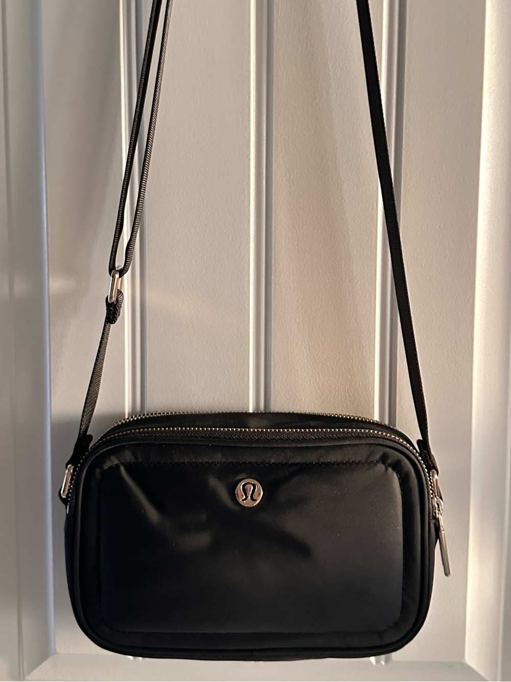 lululemon athletica Black Crossbody Camera Bag